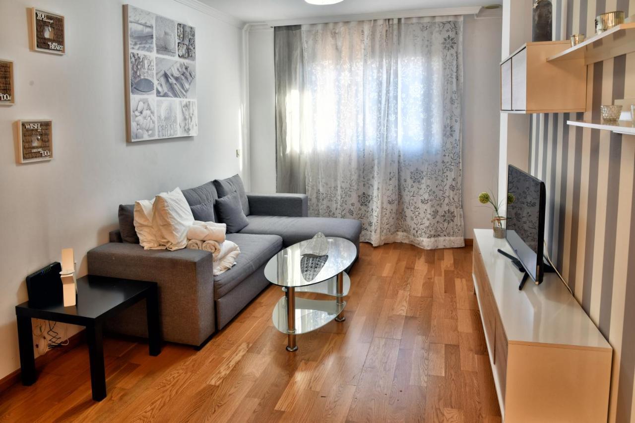 Wonderstays Apartamentos La Estacion Malaga Exterior photo