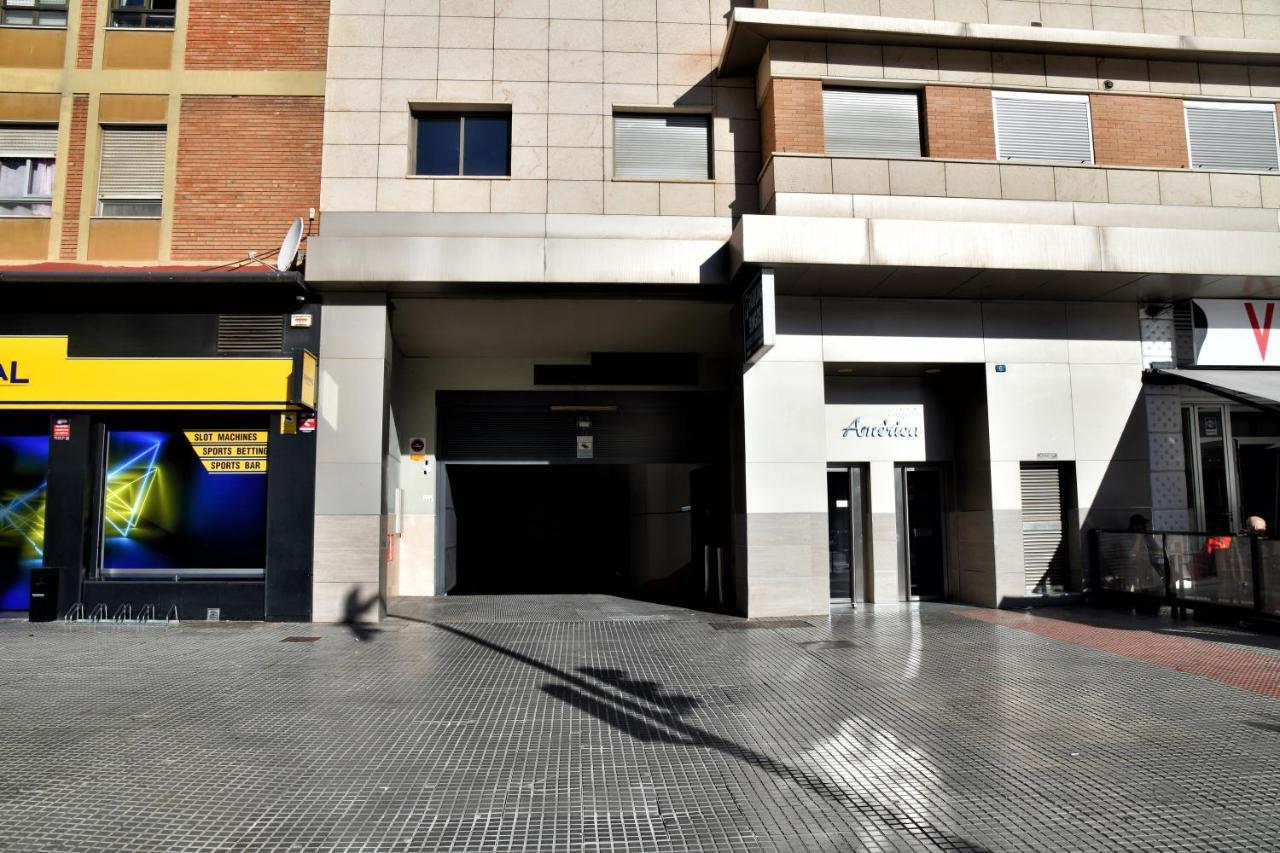 Wonderstays Apartamentos La Estacion Malaga Exterior photo