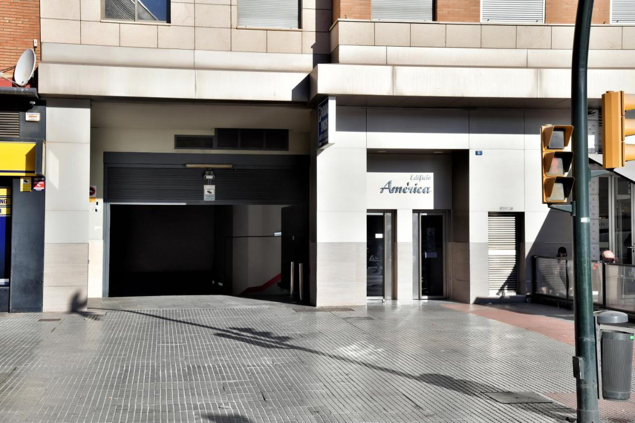 Wonderstays Apartamentos La Estacion Malaga Exterior photo